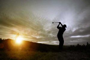 golfer at sunset | Tiger Woods Arrest Highlights How Damaging DUI Accusations Can Be
